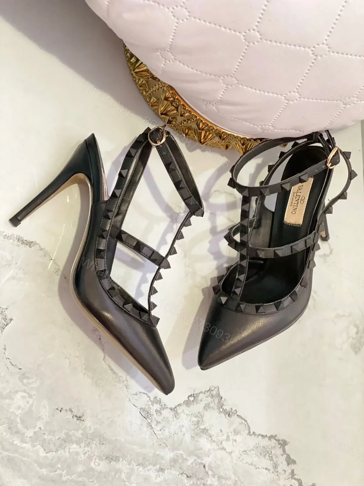 VALENTINO — view 1