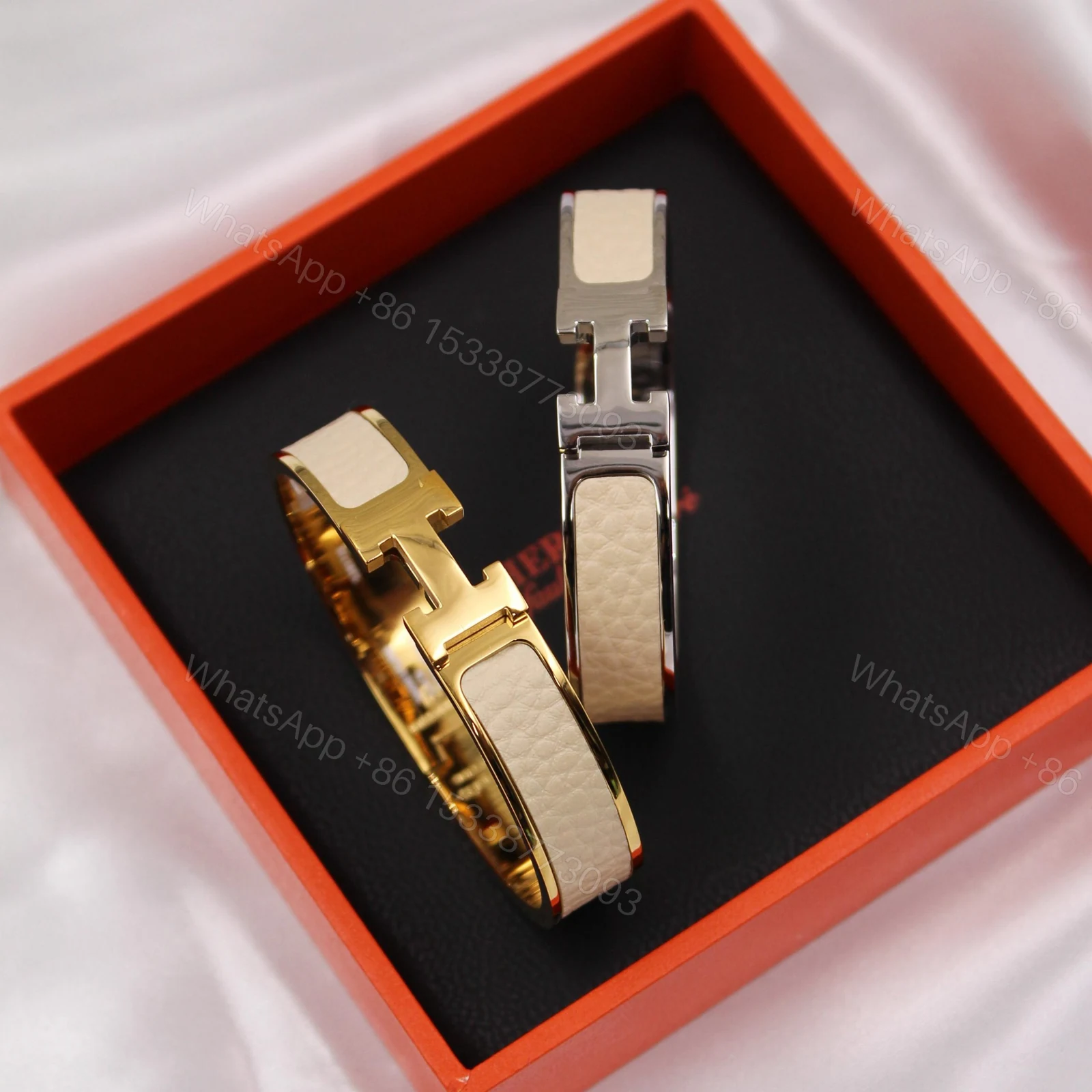 Replica Hermes Clic H Bracelet — view 1