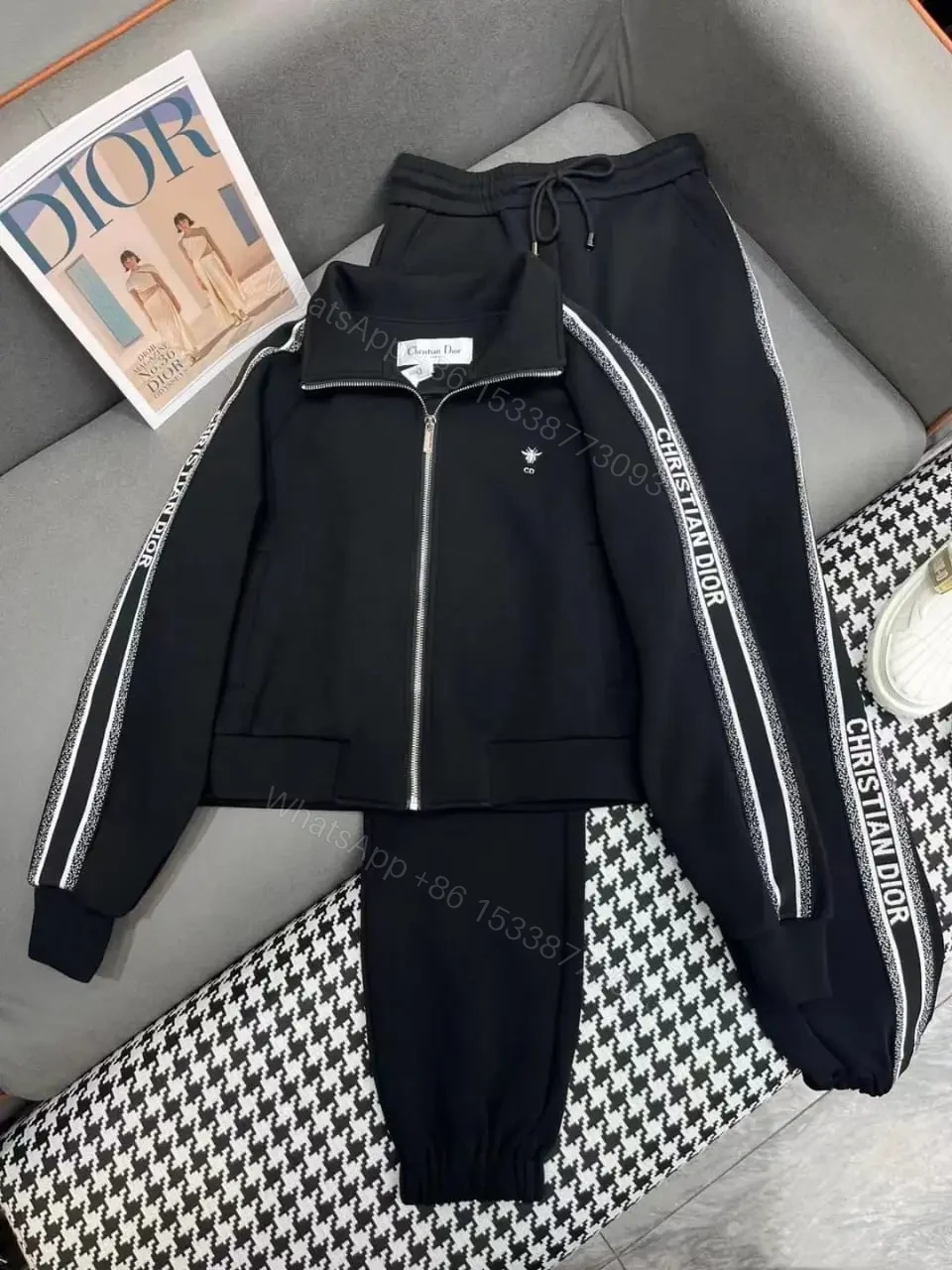 DIOR — view 1