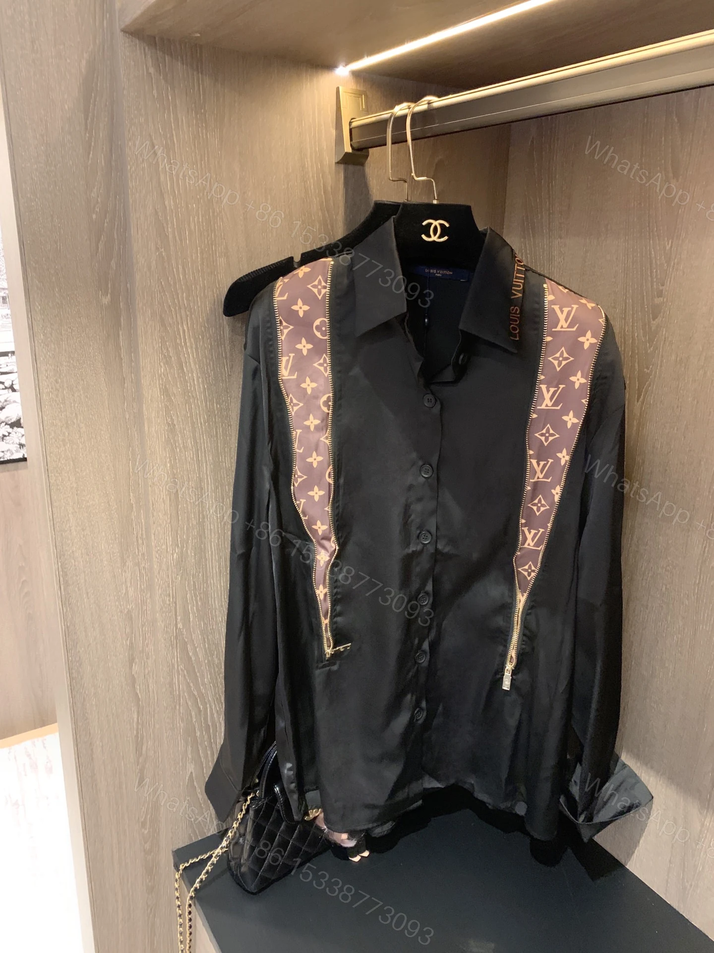 LV 一比一男士襯衫黑色絲質拼接Monogram拉鏈設計款 — view 1