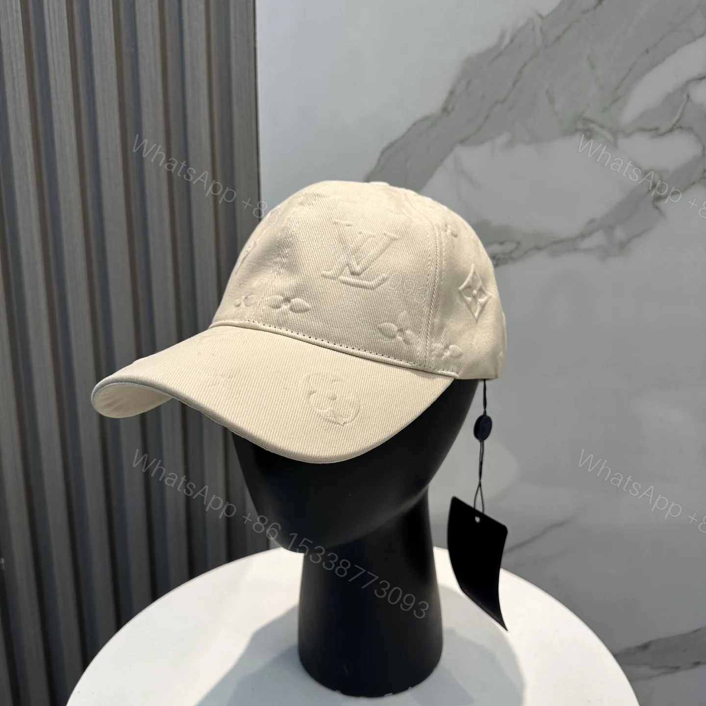 LV 原單 米白老花壓紋棒球帽 輕奢休閒百搭款 — view 1