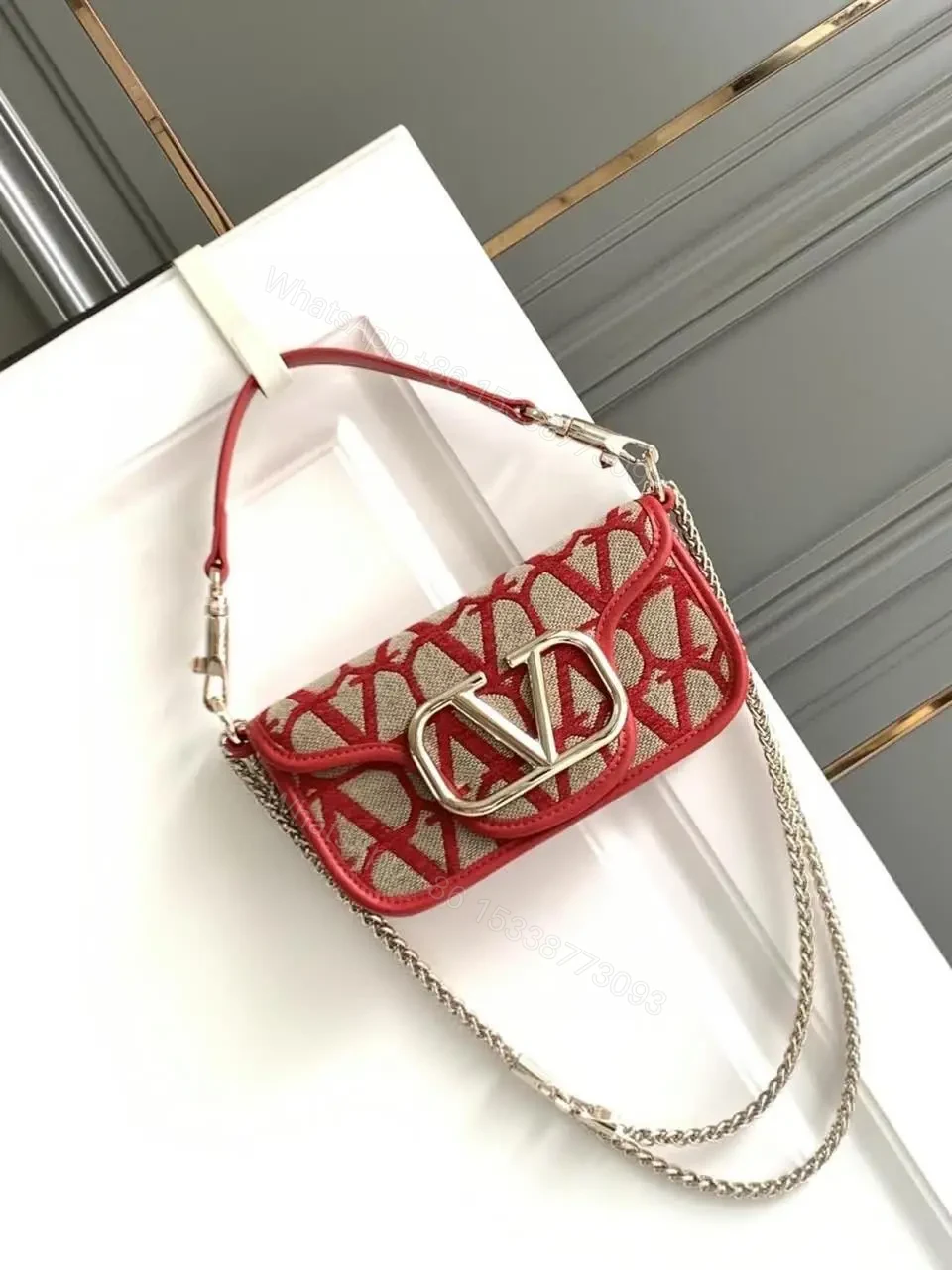 VALENTINO — view 1