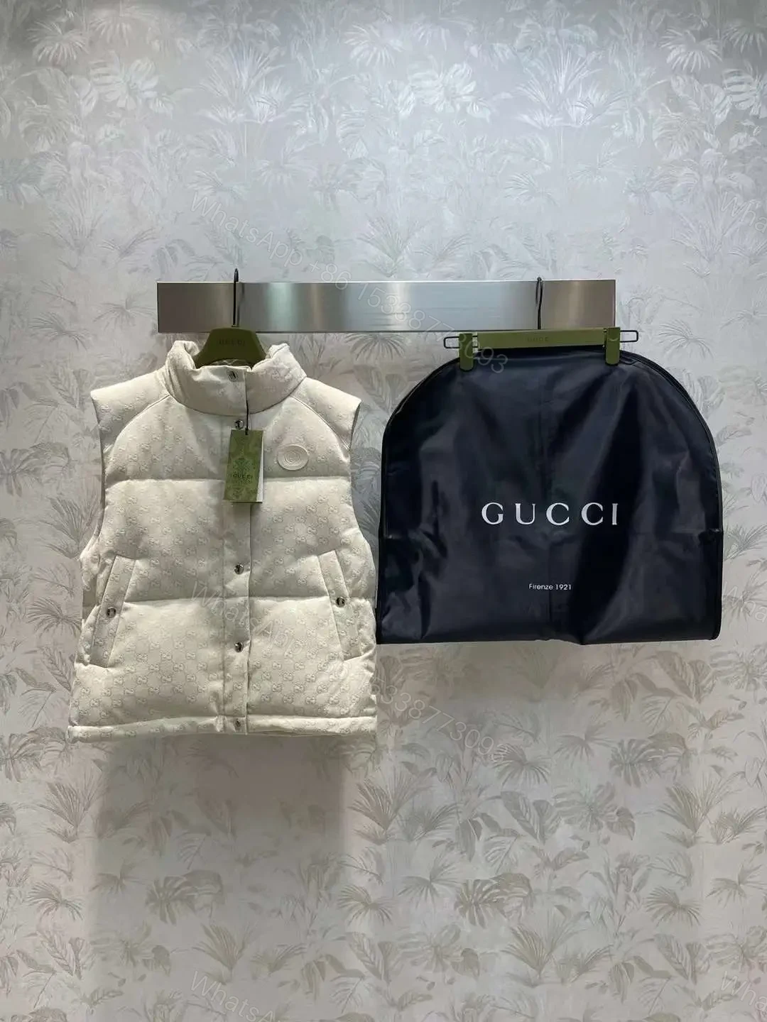 GUCCI — view 1