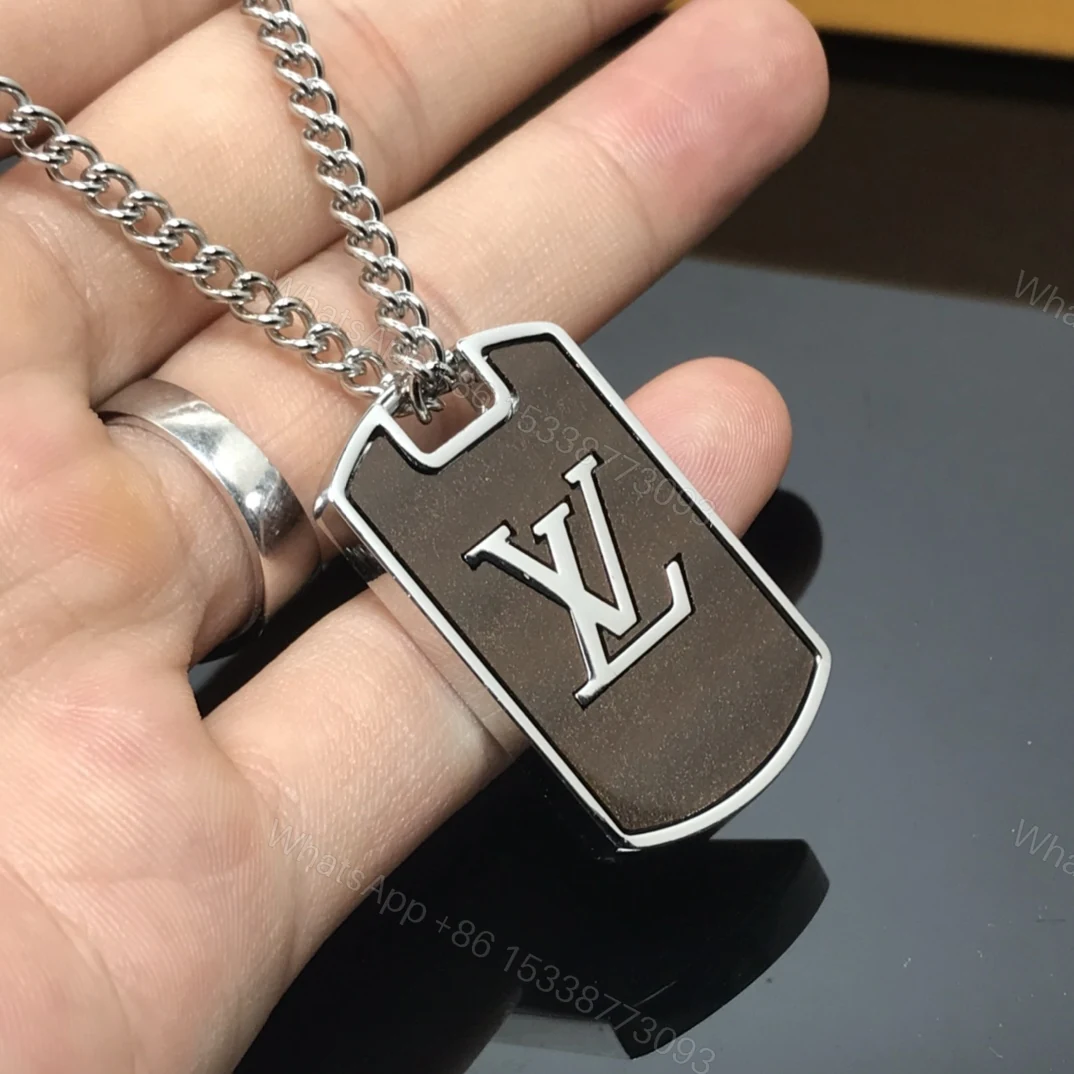 EN – Lux LV Necklaces 031 — view 1