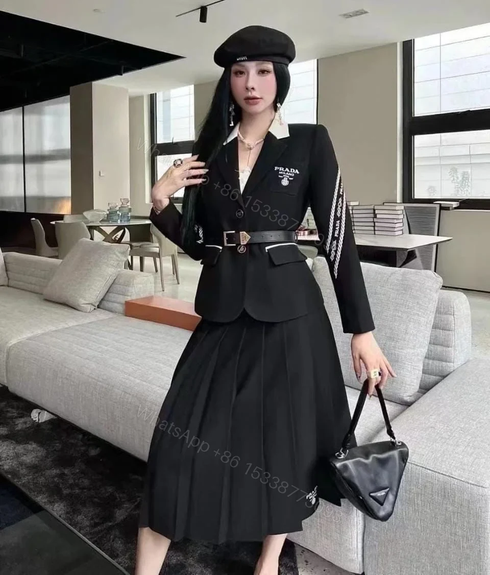 PRADA — view 1