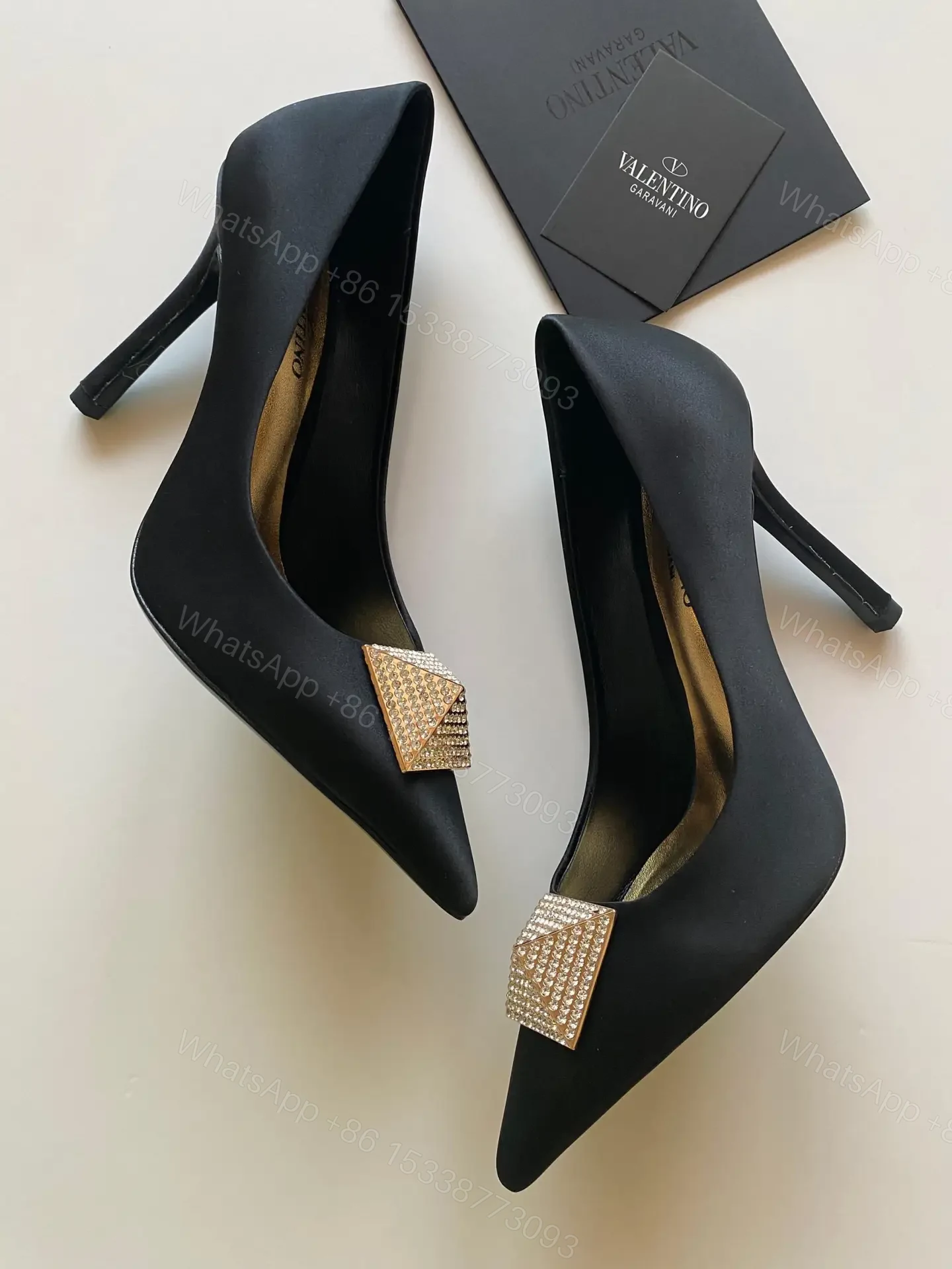 VALENTINO — view 1