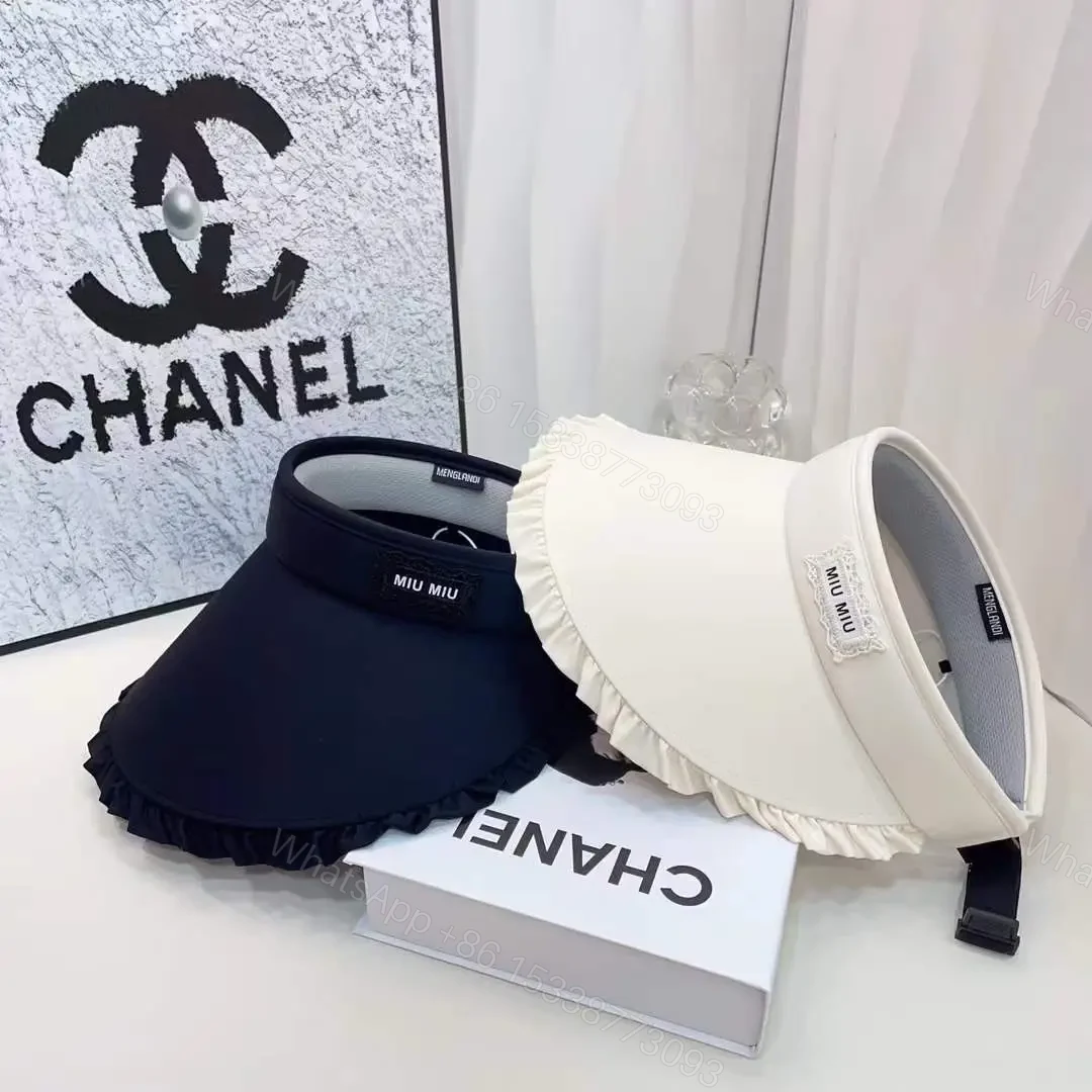 CHANEL — view 1