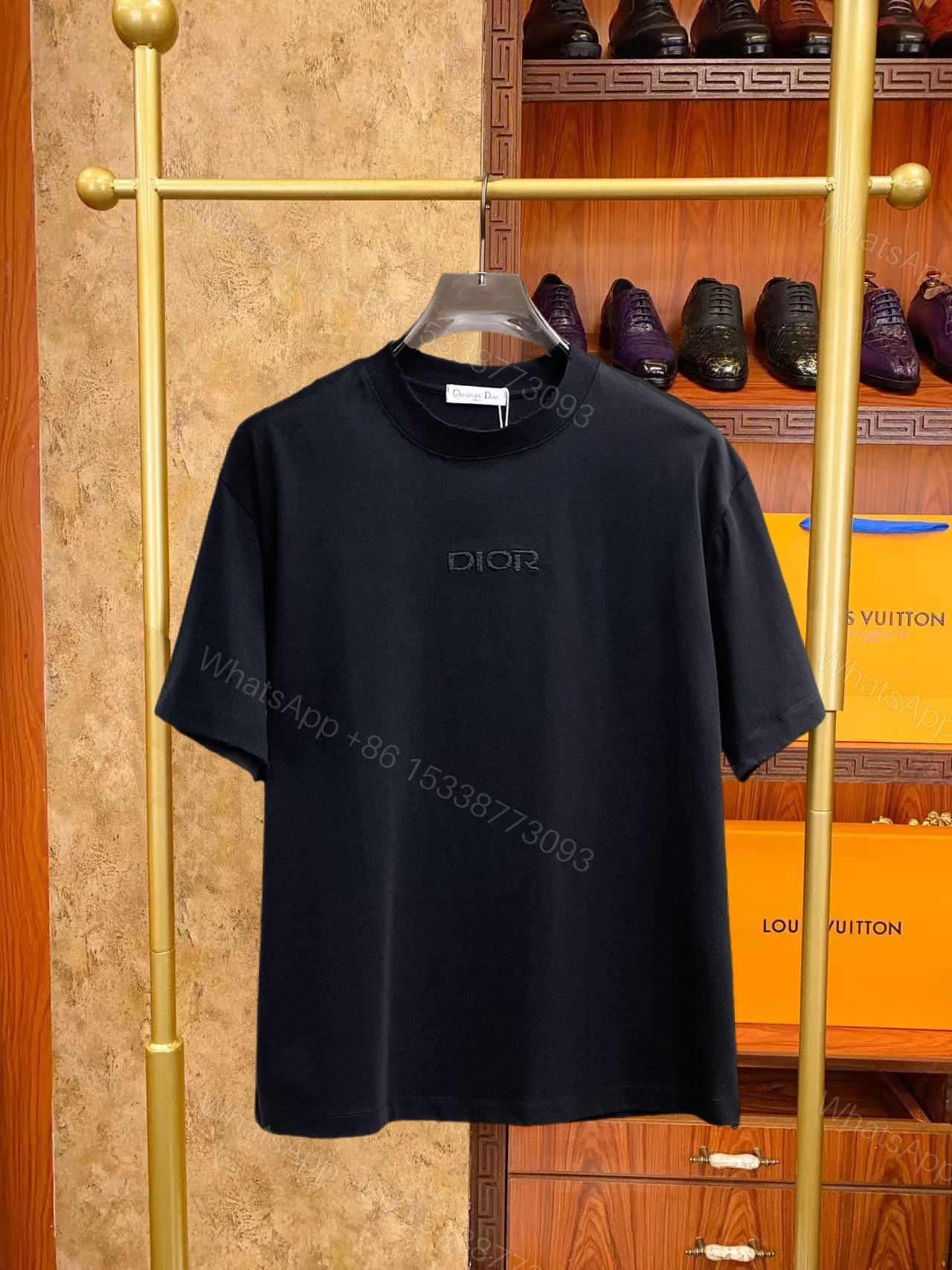 Dior 原單短袖T恤 黑色同色刺繡簡約高端款 — view 1