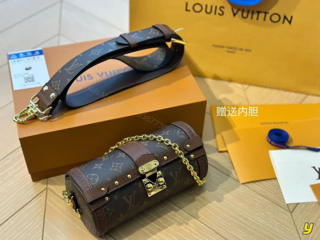 LOUIS VUITTON — view 1