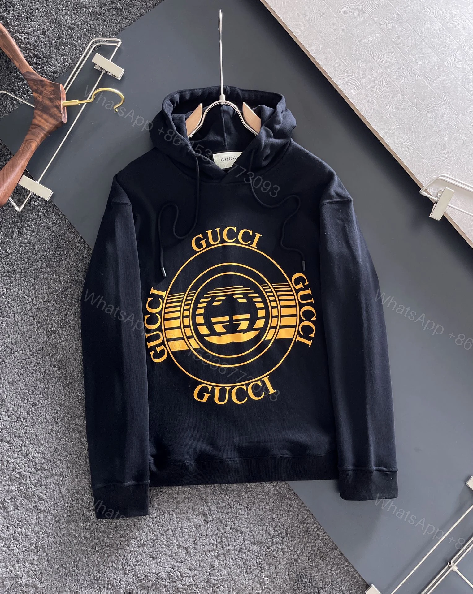 Gucci高仿男士白色連帽衛衣 深藍圓形復古Logo 印花設計質感升級 — view 1