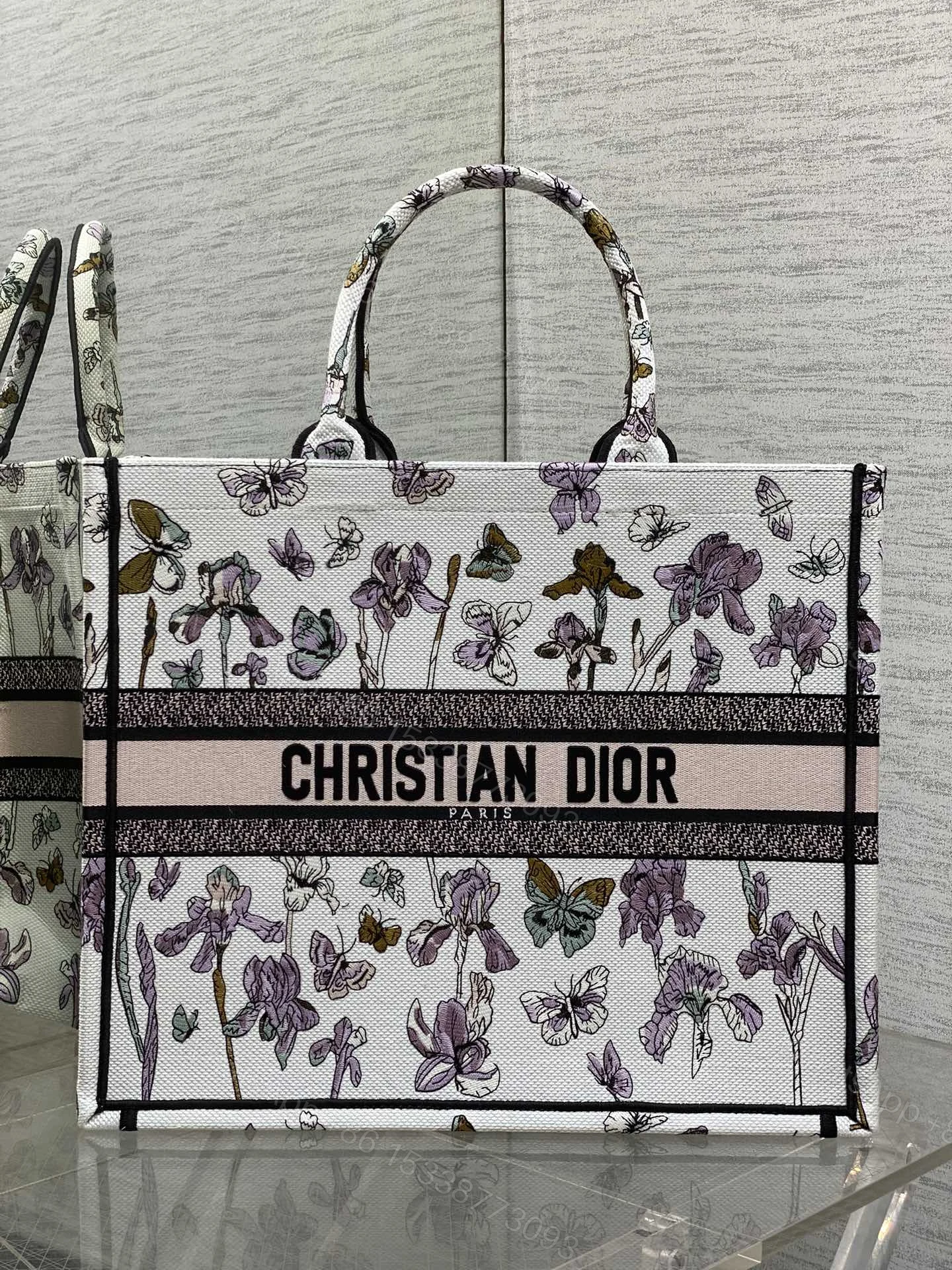 Dior 高仿Book Tote大號托特包 夢幻紫系花卉蝴蝶款 — view 1