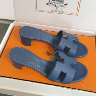 Hermès Replica Oran Heeled Sandals Dark Blue — view 1