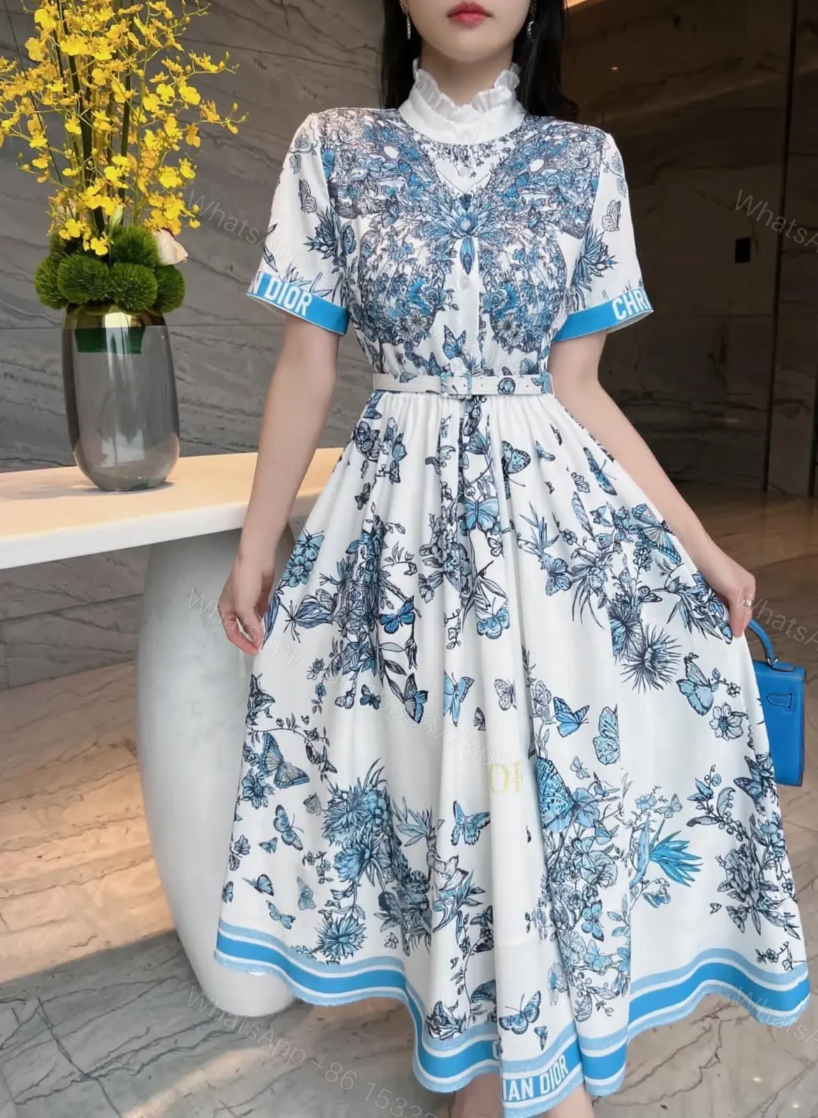 DIOR — view 1