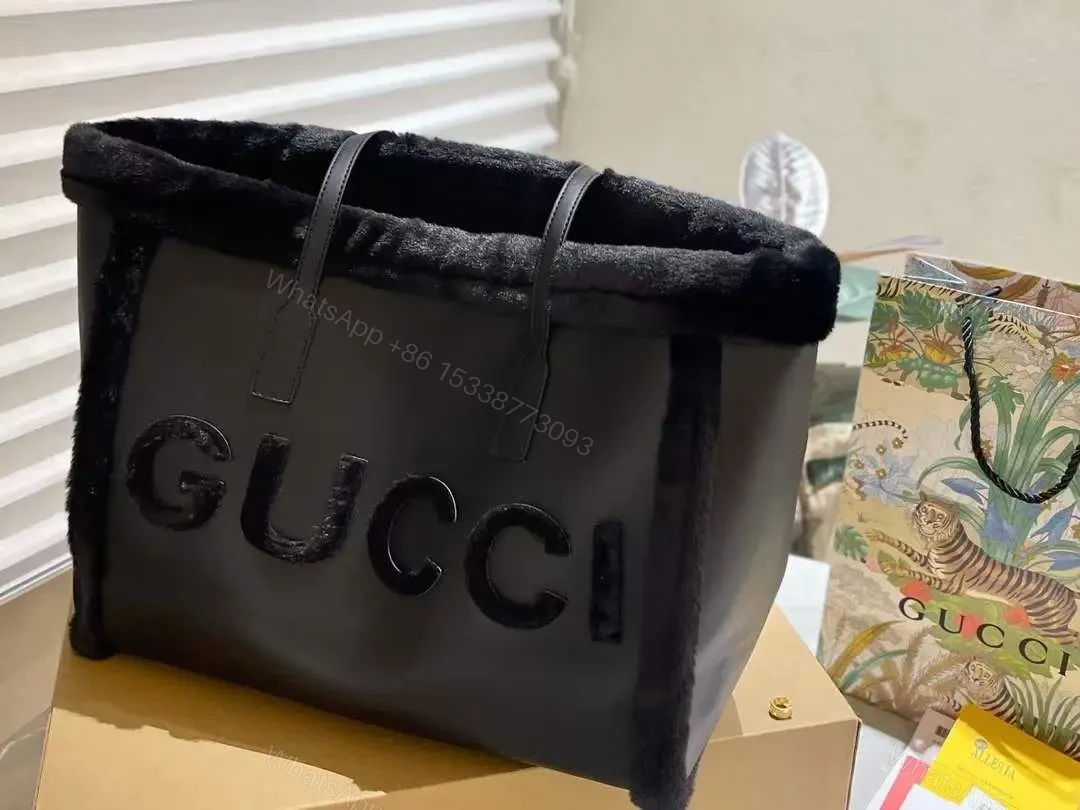 GUCCI — view 1