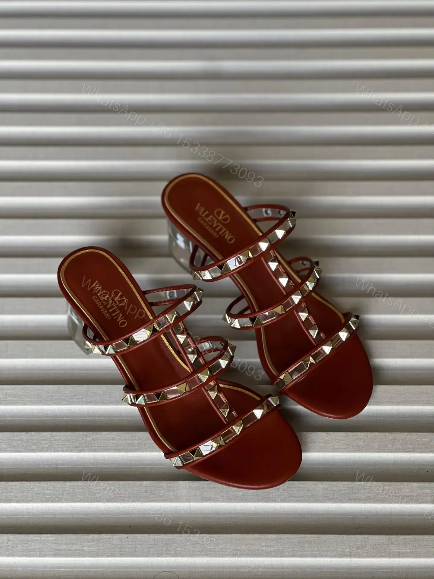 VALENTINO — view 1