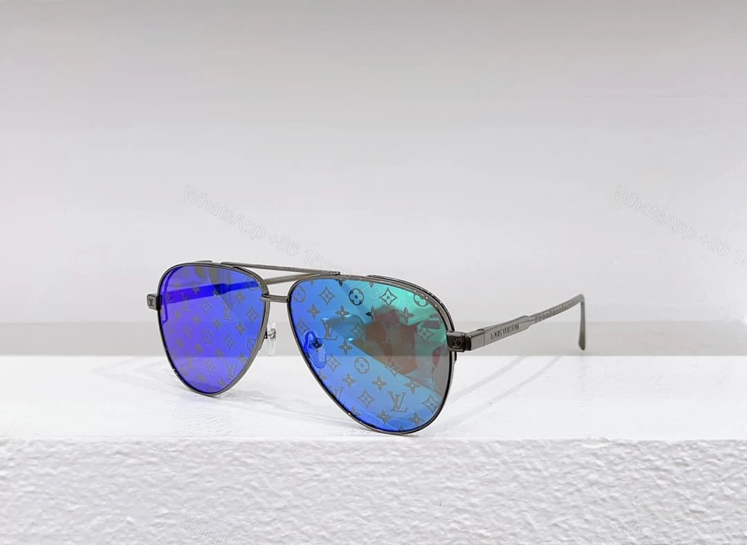 LV SUNGLASSES – GLVT31 — view 1
