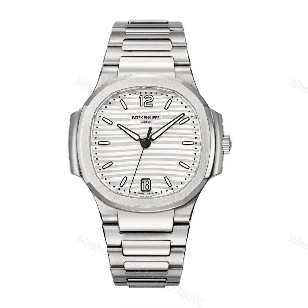 Patek Philippe Nautilus 7118 Silver Dial Replica — view 1
