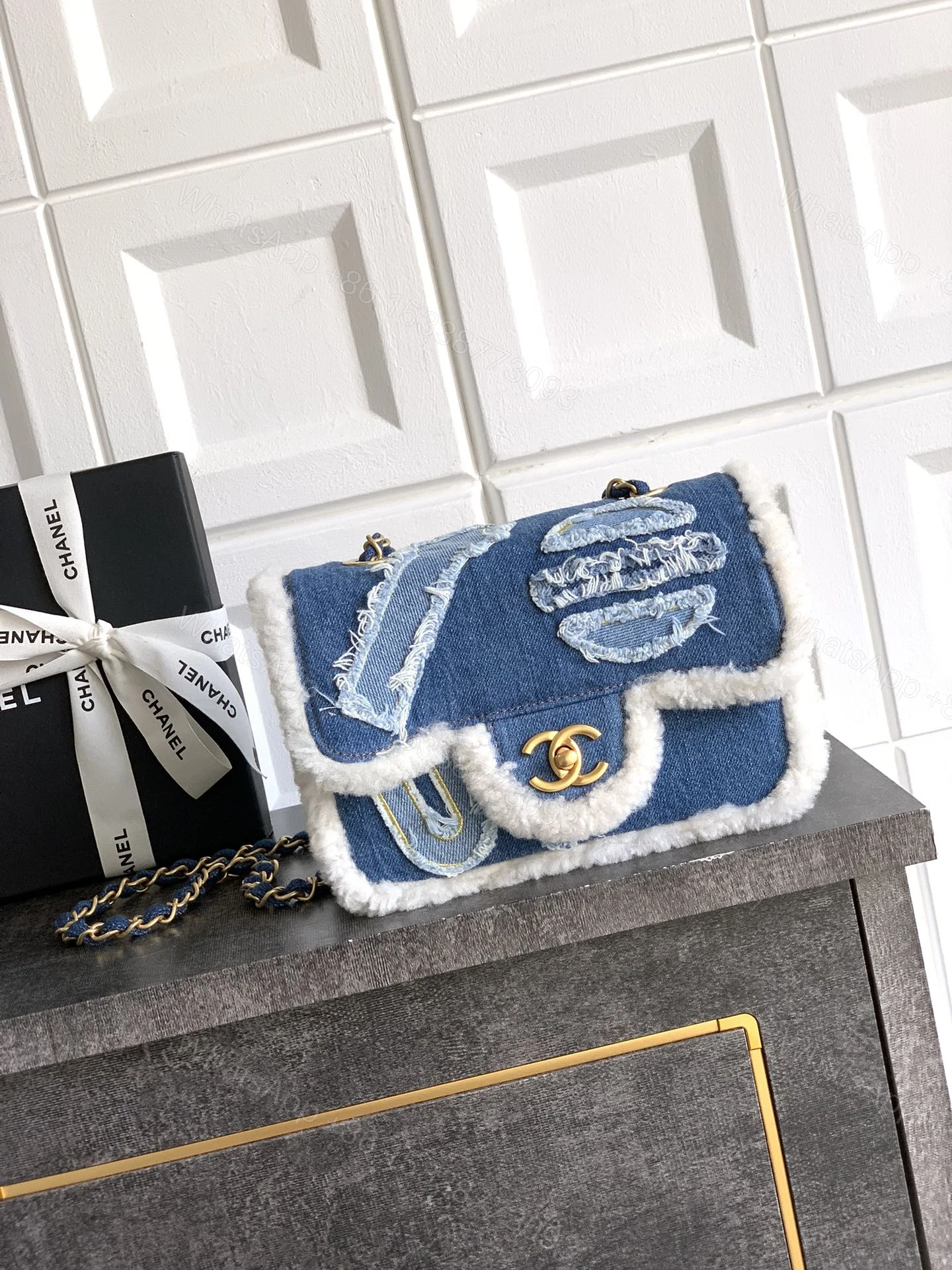 CHANEL 頂級復刻 牛仔拼接羊羔絨菱格包 冬季限量設計款 — view 1