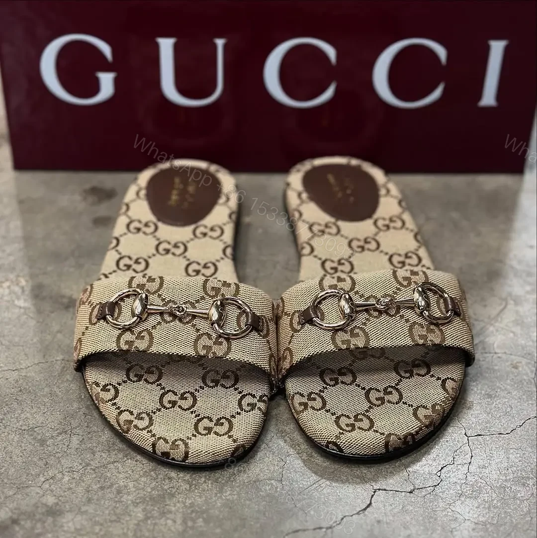 Gucci Siaga Horsebit Slide Sandals — view 1