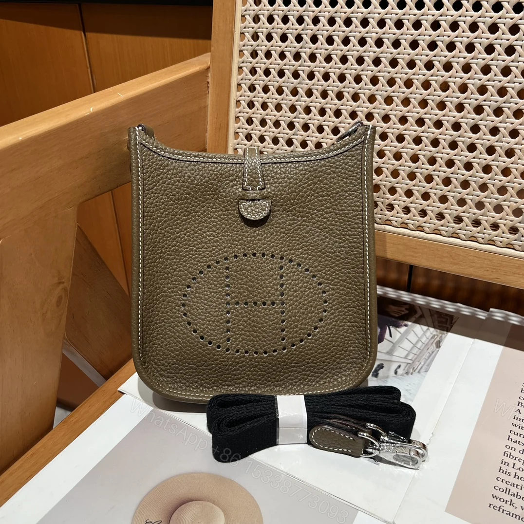 Hermes 原單 Evelyne Mini 斜背包 灰棕色 H鏤空氣質百搭款 — view 1