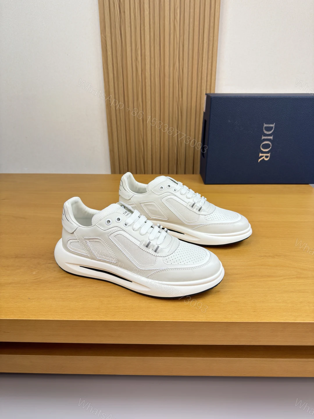 Dior 高仿 男士全白科技運動鞋 清爽輕量透氣百搭休閒款 — view 1