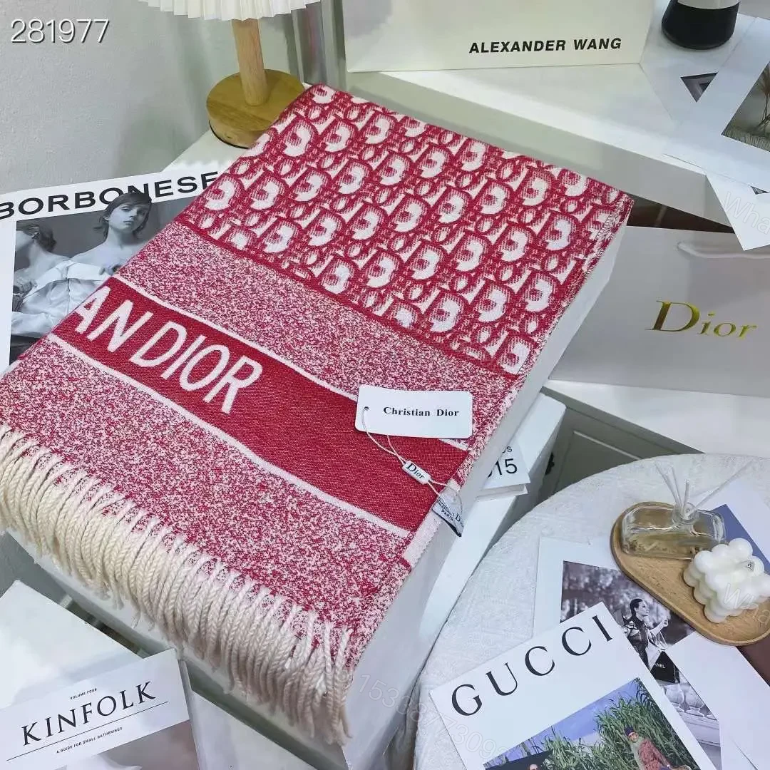 DIOR — view 1