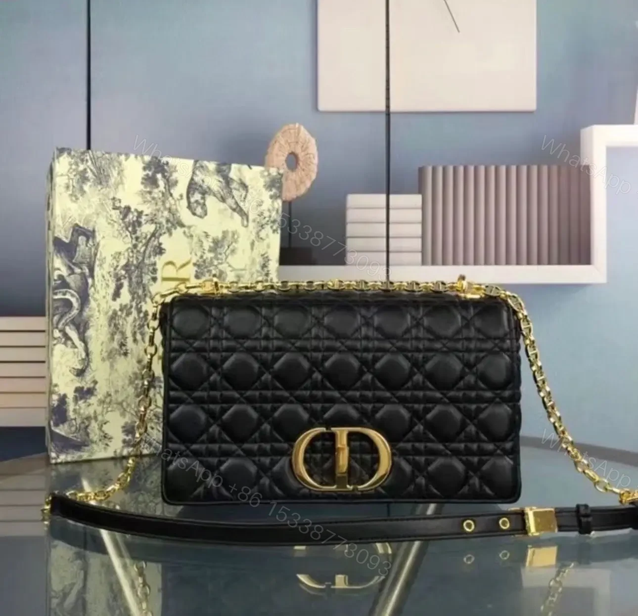 DIOR — view 1