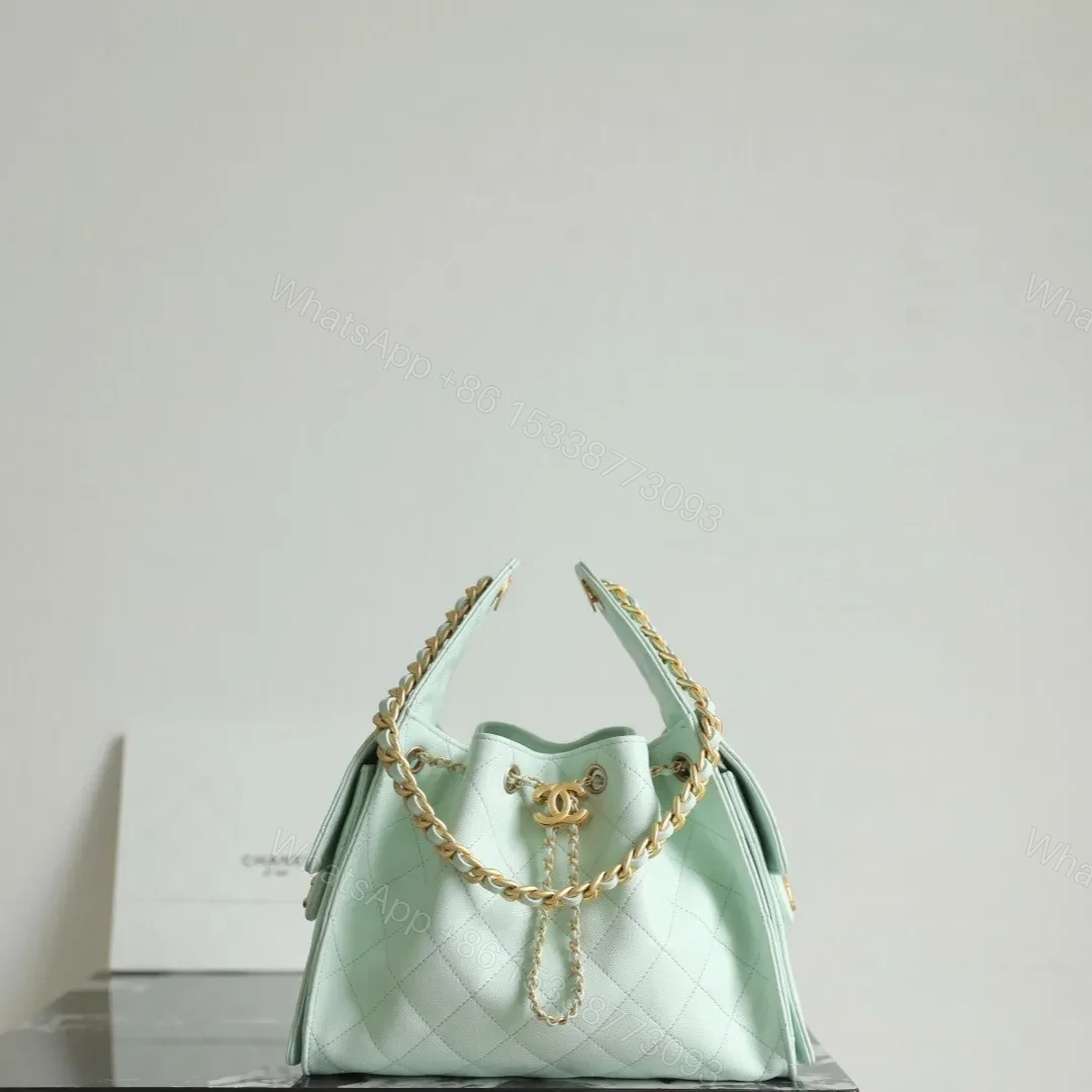 CHANEL 25 HANDBAG 30 IN GREEN CAVIER GOLD HARDWARE — view 1
