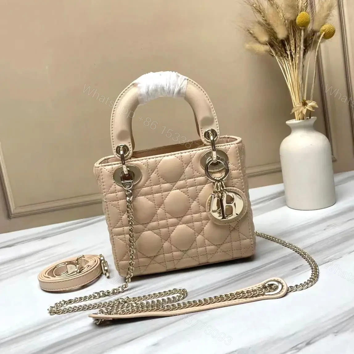 DIOR — view 1