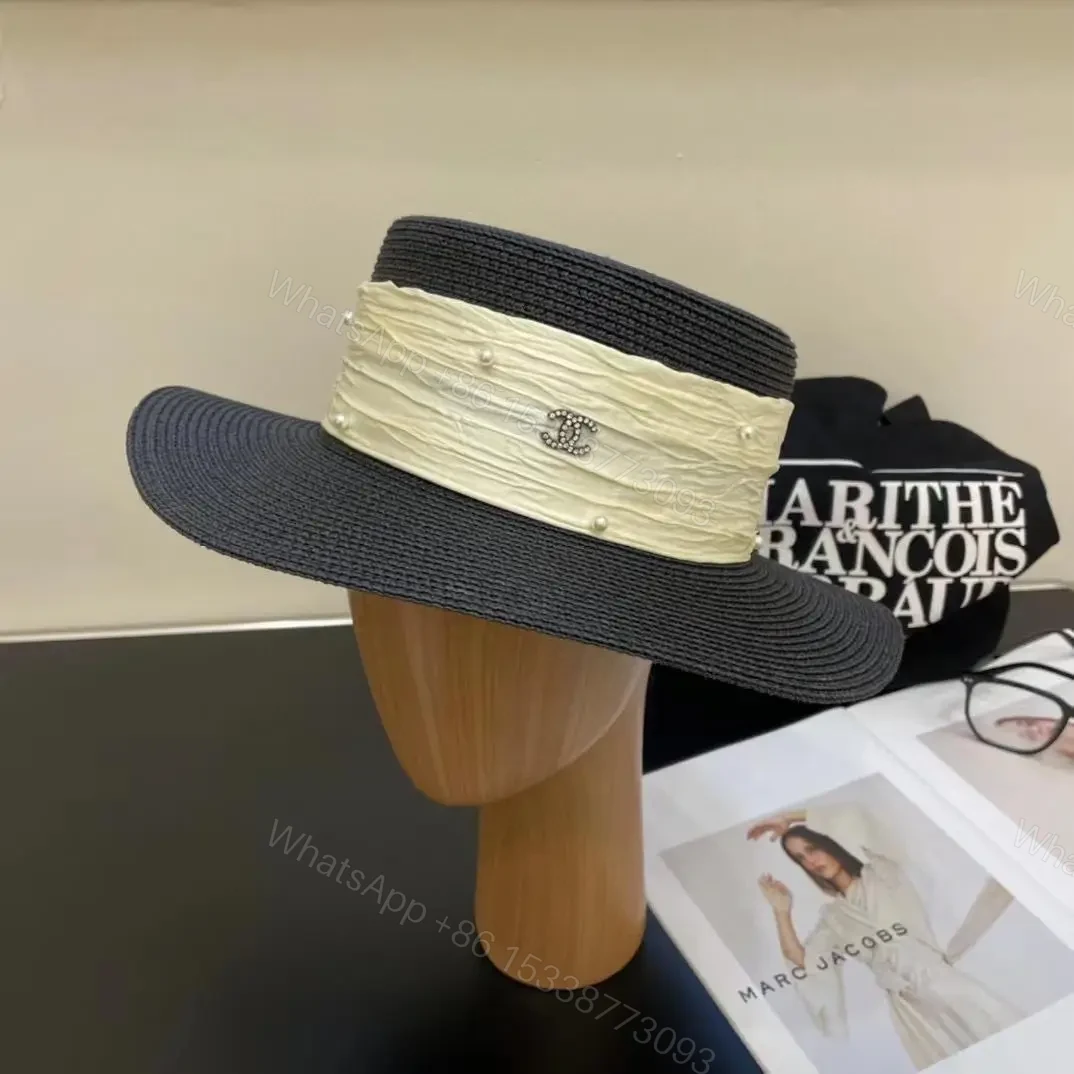 CHANEL — view 1
