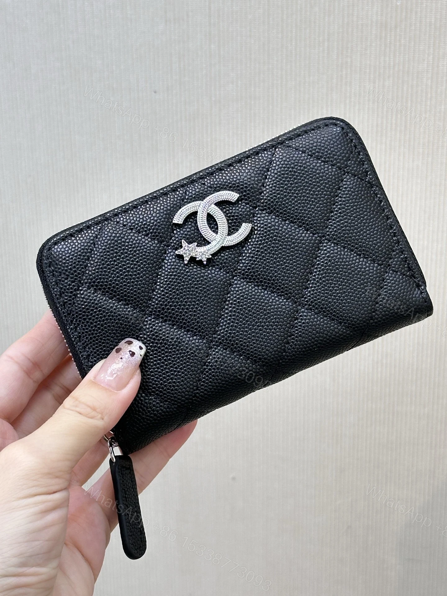 Chanel 高仿 黑色菱格長夾 CC金標拉鍊皮夾 — view 1