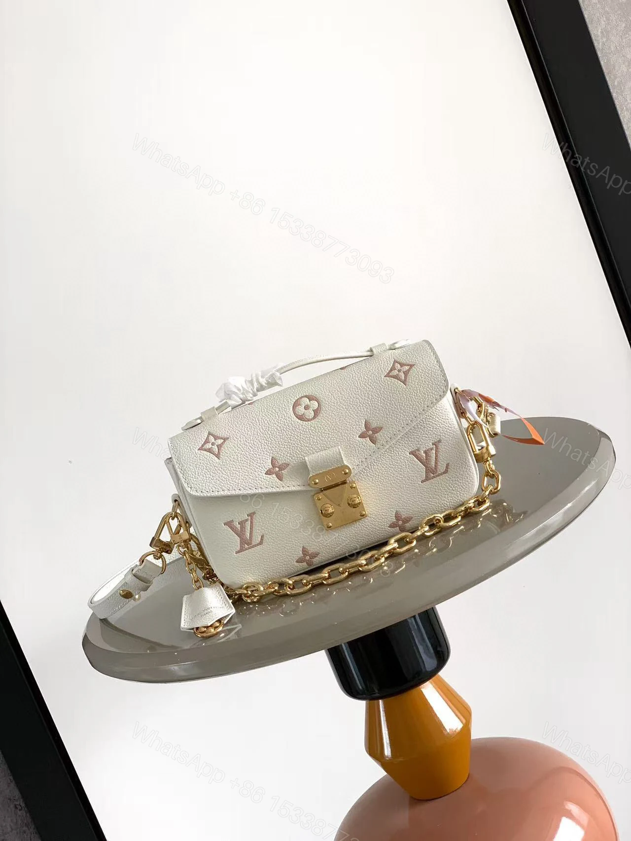 LV 一比一 女款 Mini Trunk 薄荷綠手提包 鏈條斜背包 — view 1