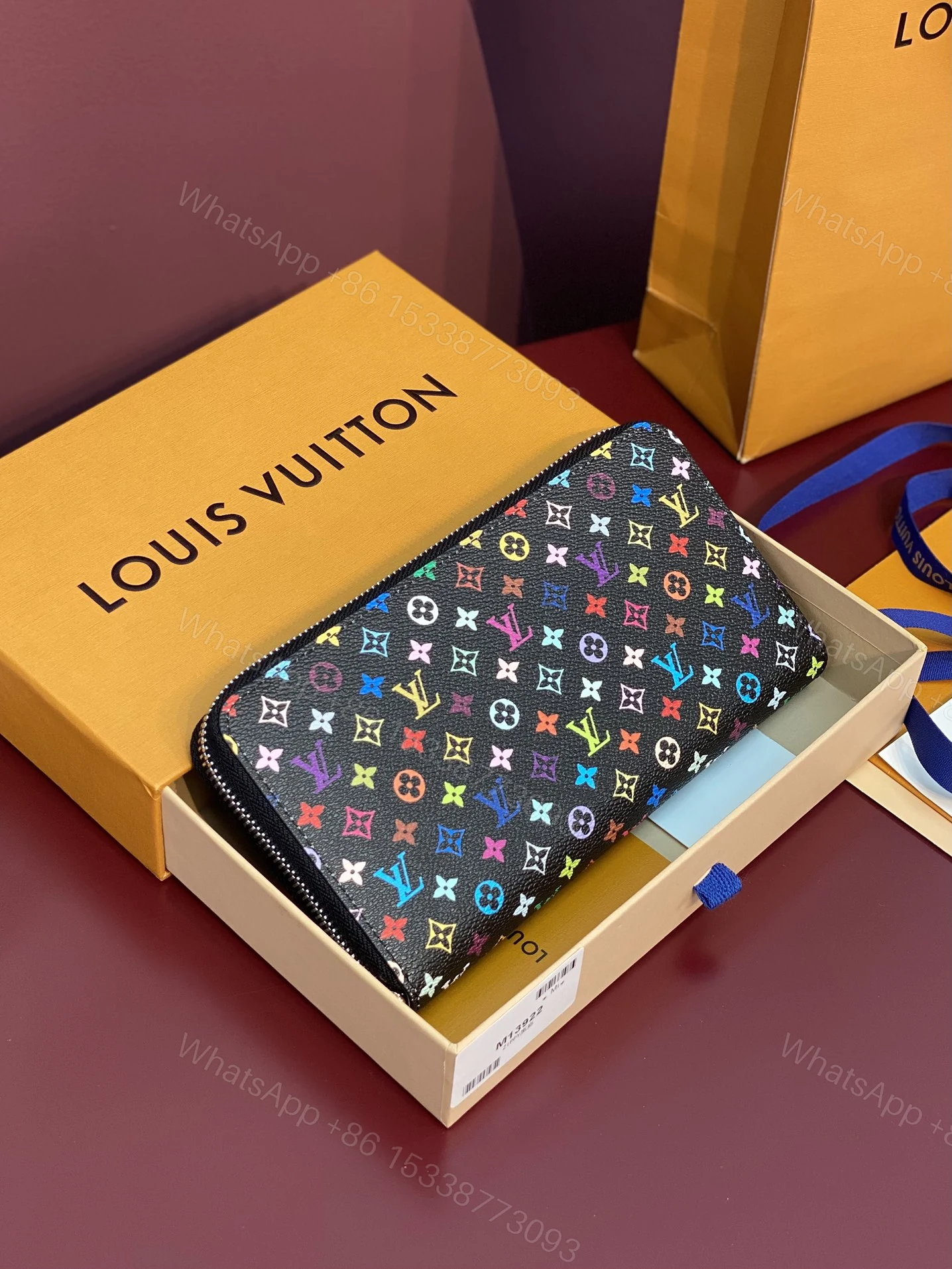 LV A貨黑底彩Monogram長夾拉鍊設計多卡位高CP推薦 — view 1