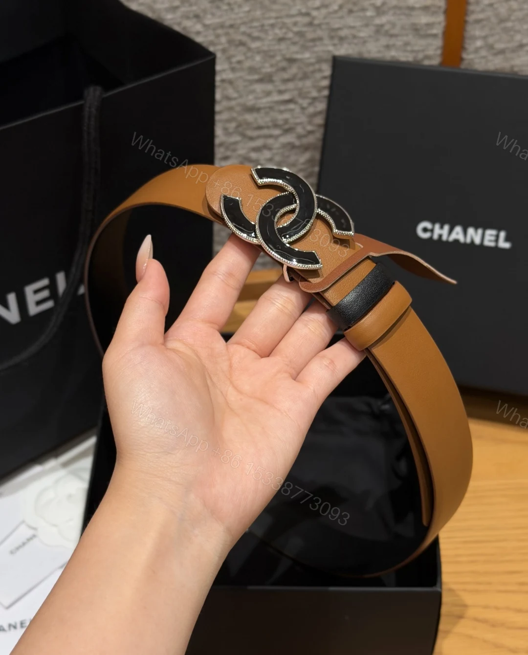 Chanel原單焦糖色琺瑯雙C雙面牛皮皮帶 — view 1