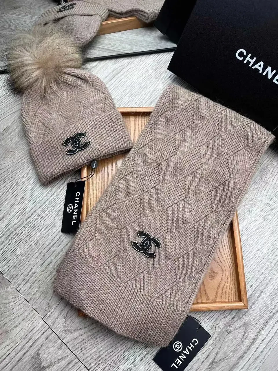 CHANEL — view 1