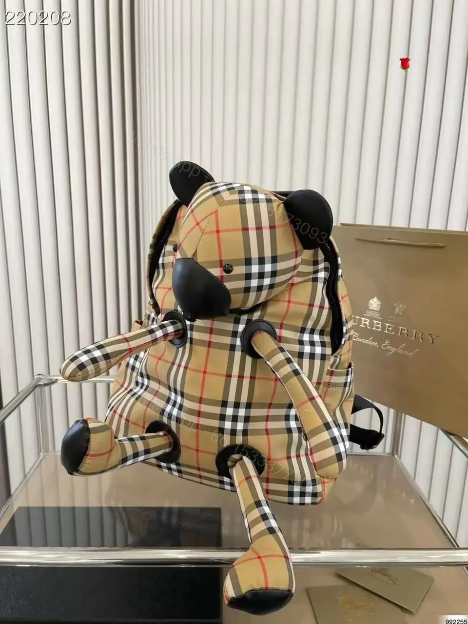BURBERRY — view 1