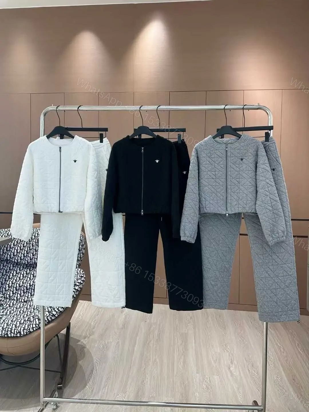 DIOR — view 1