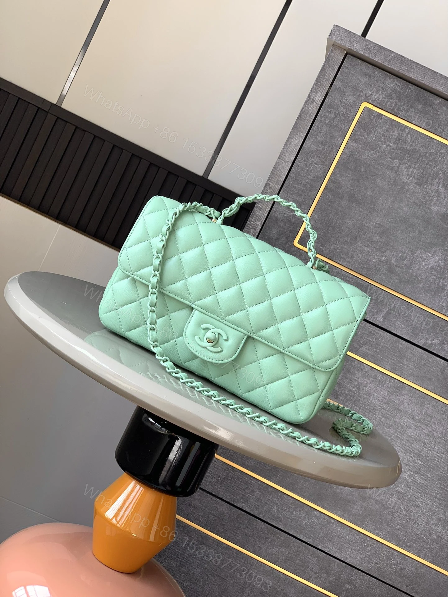 CHANEL原單薄荷綠菱格紋鏈條包 女士清新小香風氣質精品包 — view 1