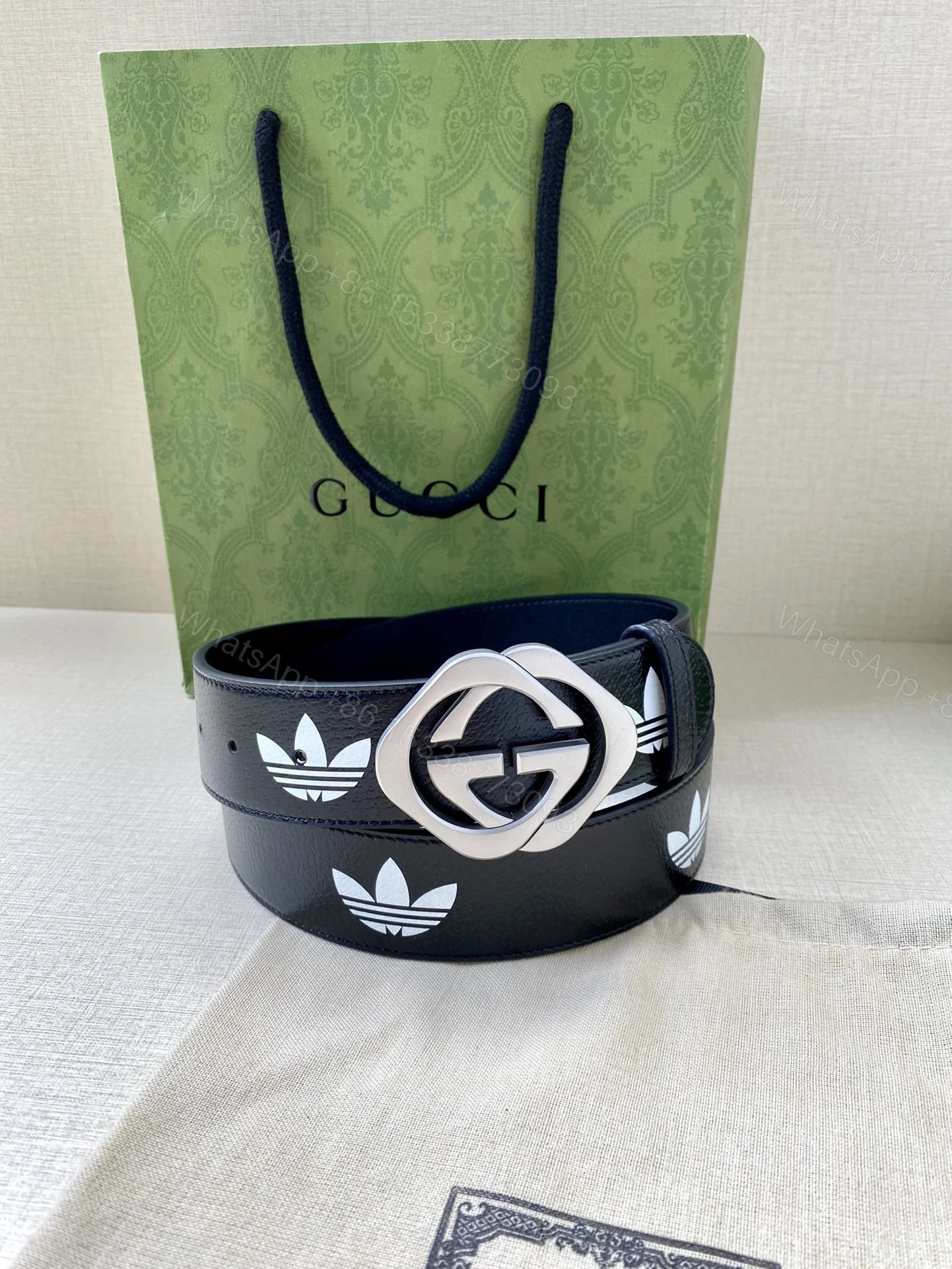 Gucci 精品仿製聯名黑色女皮帶 Adidas圖騰設計款 — view 1