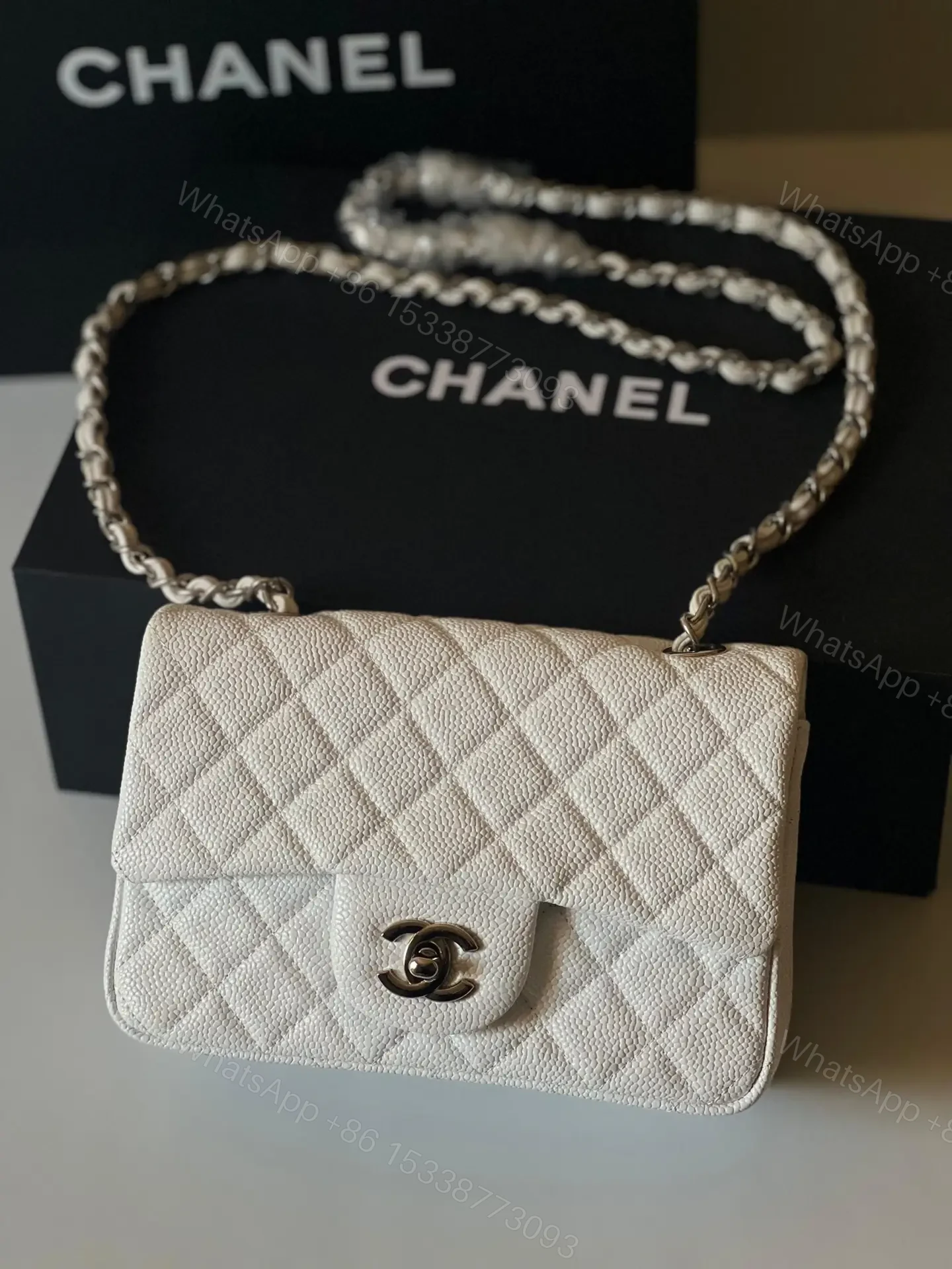 CHANEL — view 1