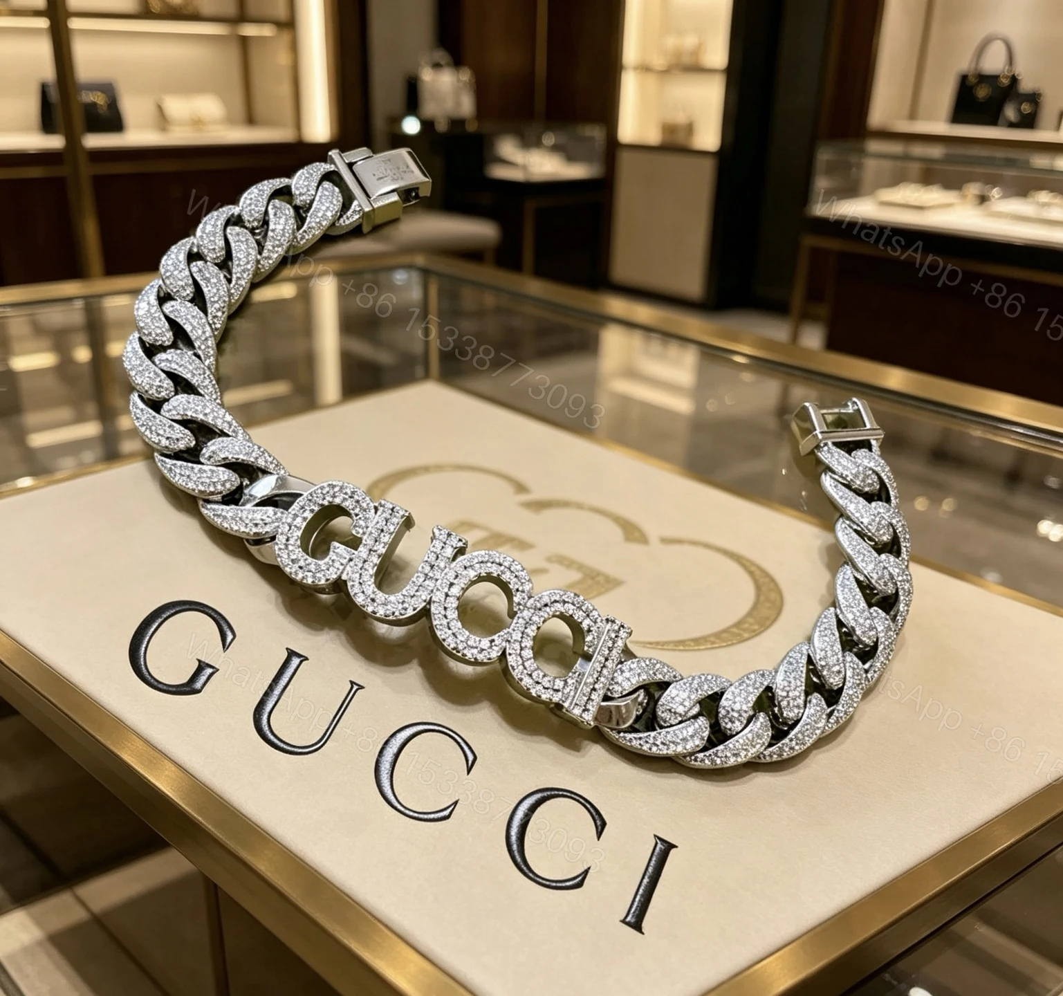 GUCCI 一比一 滿鑽LOGO粗鏈手鍊 銀色重工潮流款 — view 1