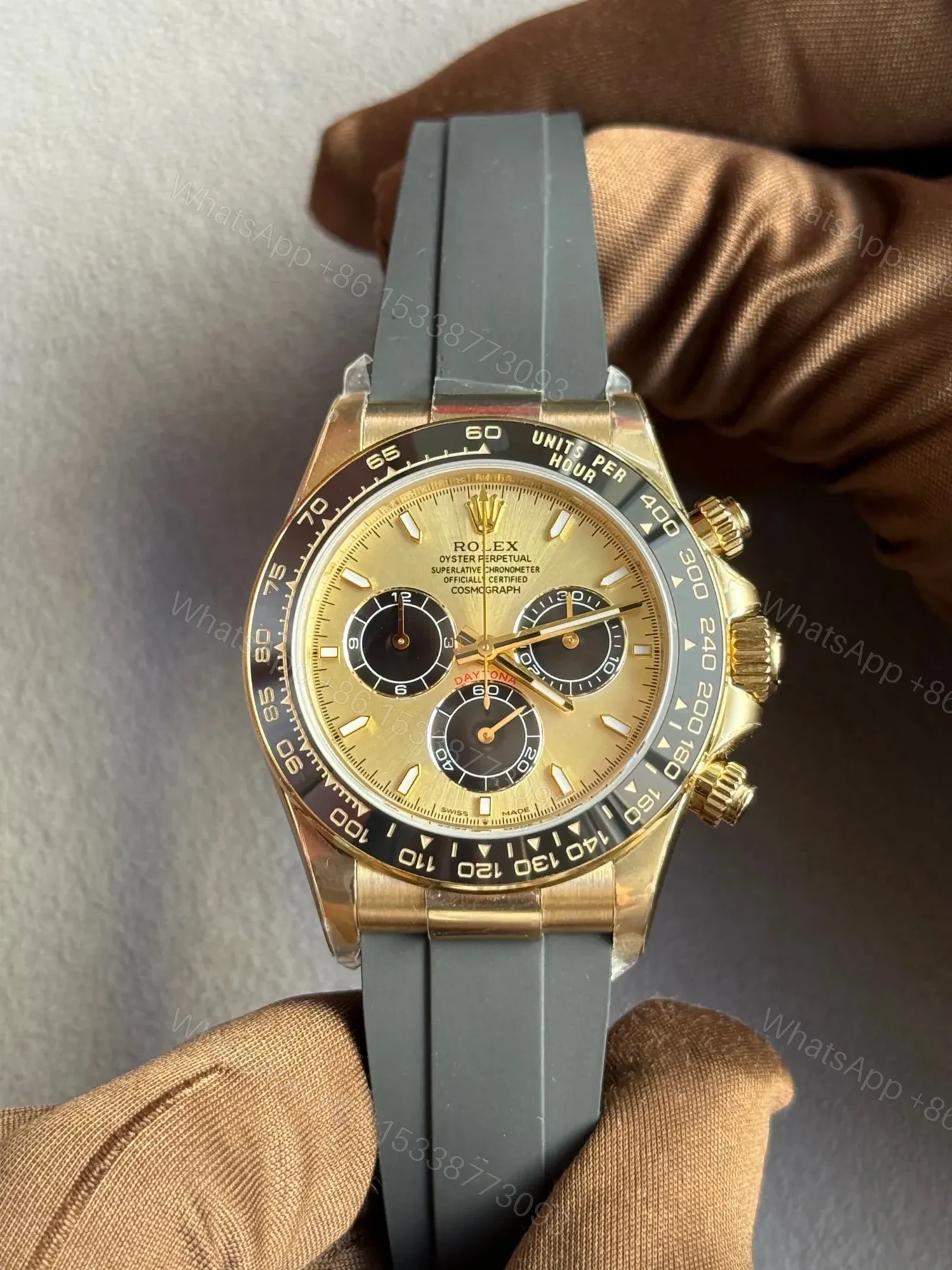 Rolex Daytona Pikachu Dial 126518LN Gold Oysterflex Mint — view 1