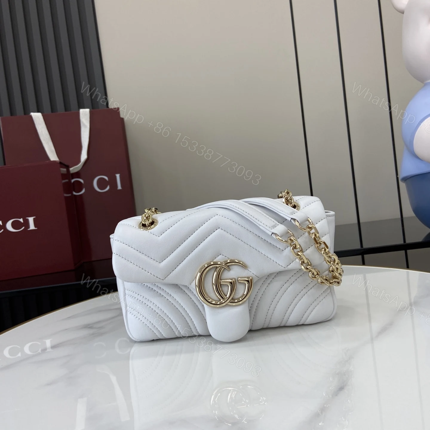 Gucci 高仿GG Marmont白色斜背包 女款氣質百搭必備 — view 1