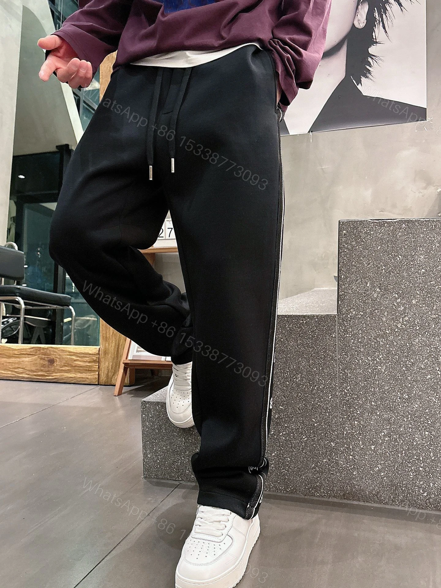 Balenciaga 一比一黑色側邊拉鍊褲款 男士街頭風格實穿推薦 — view 1