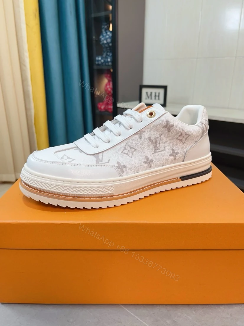 LV 高仿白色Monogram休閒鞋 百搭低筒運動鞋 — view 1