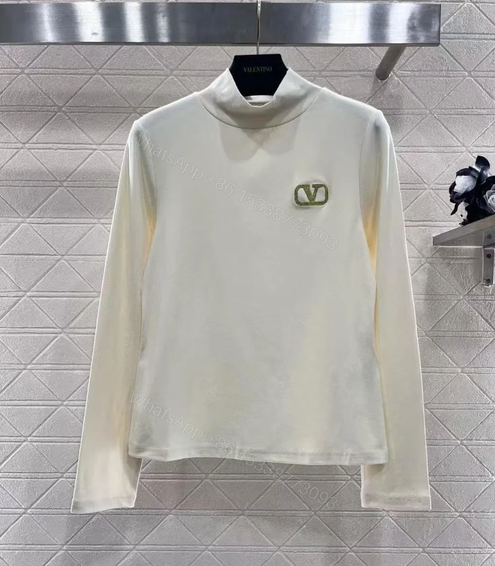 VALENTINO — view 1