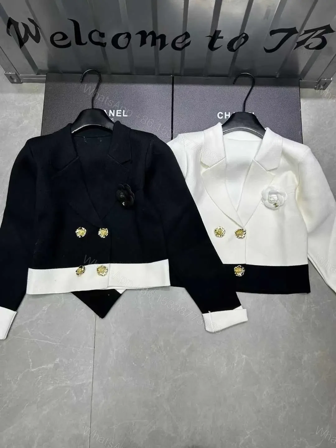 CHANEL — view 1