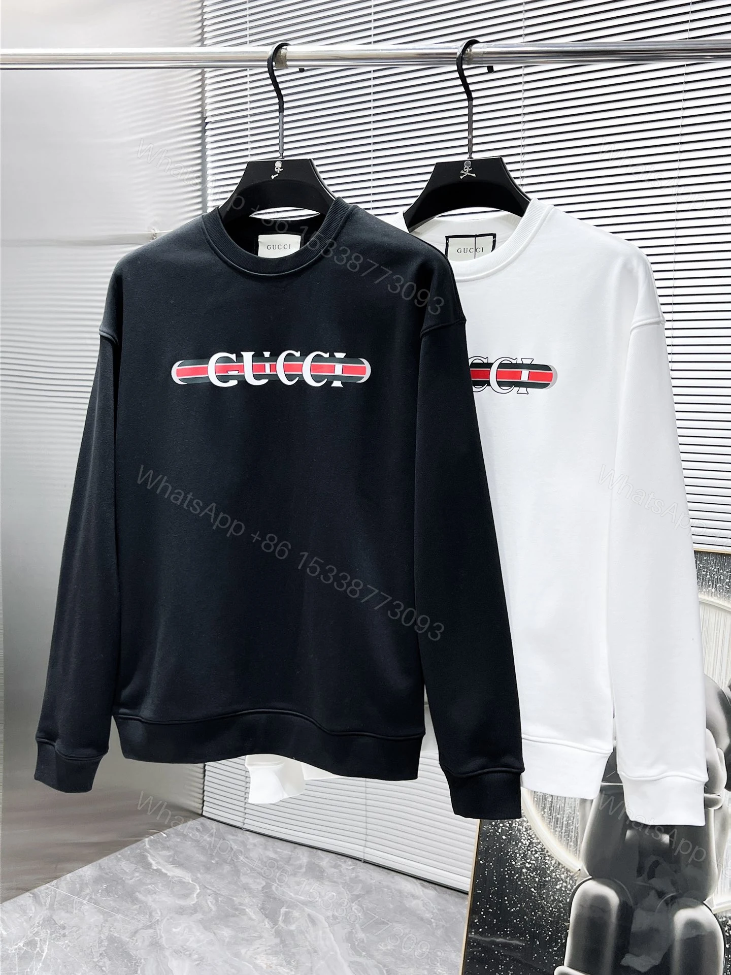 Gucci一比一男士圓領長袖衛衣 經典紅綠配色線條Logo款 — view 1
