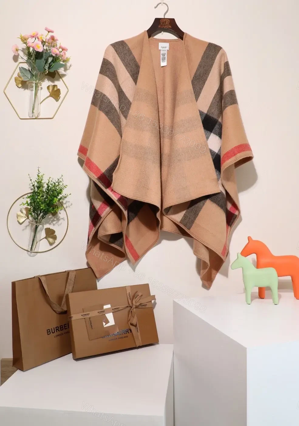BURBERRY — view 1
