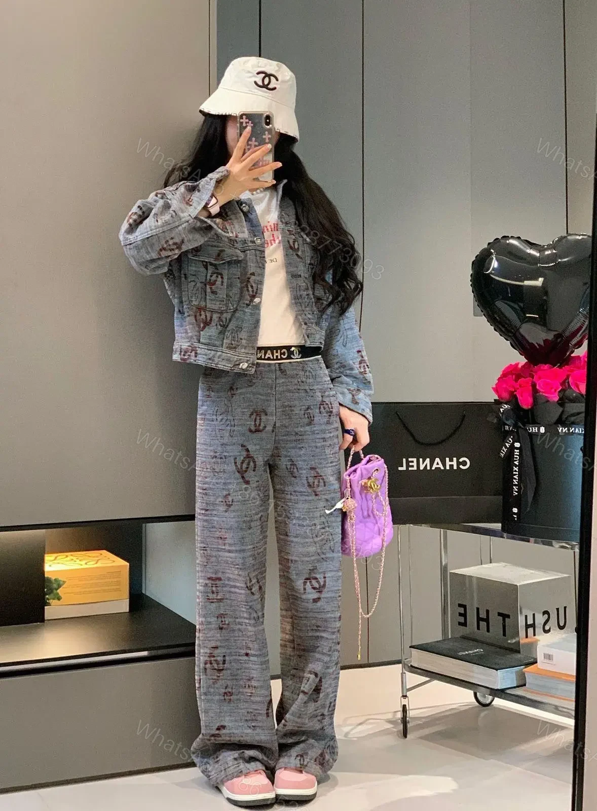 CHANEL — view 1